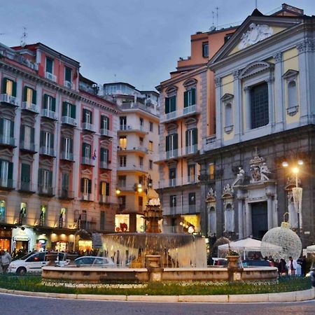 Traversa Toledo, Intero Appartamento Al Plebiscito Napoli Eksteriør billede
