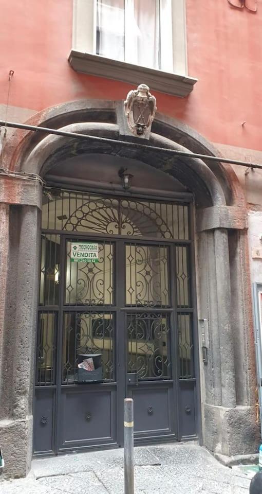 Traversa Toledo, Intero Appartamento Al Plebiscito Napoli Eksteriør billede